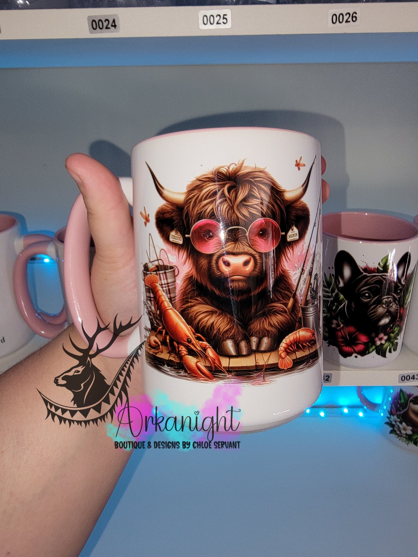 Tasse en céramique sur commande - Higland Cow - Pêche Homard - Rose