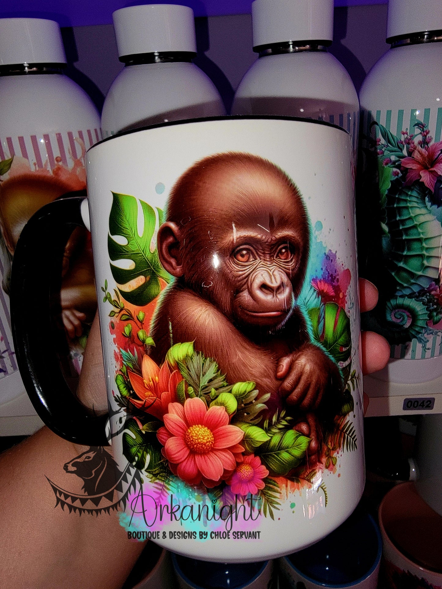 Tasse en céramique sur commande - Monstera & Animals - Bébé Gorille