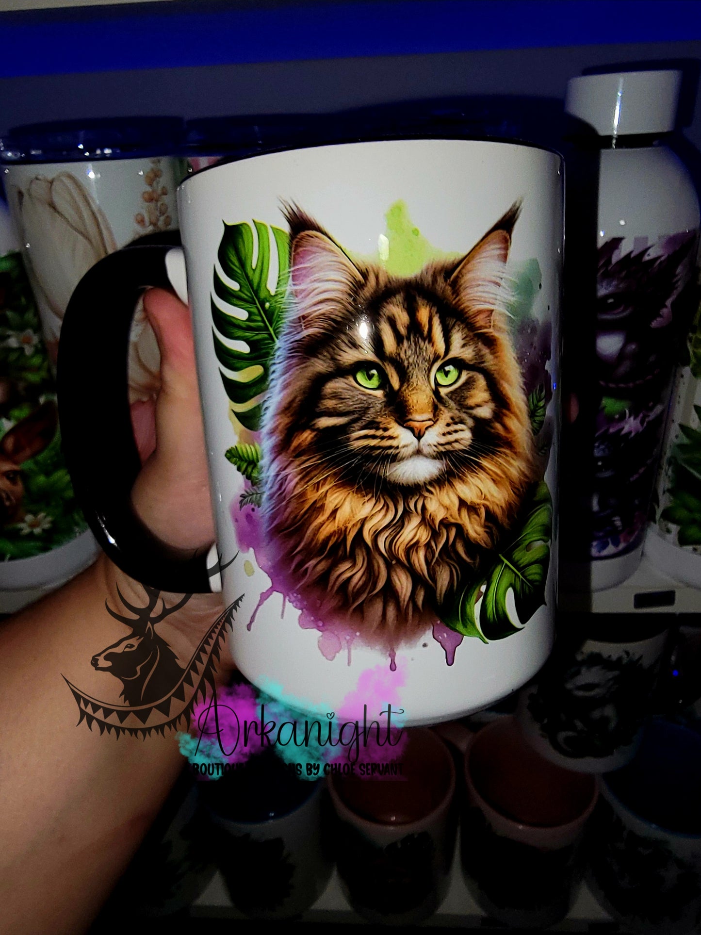 Tasse en céramique sur commande - Mainecoon & monstera ( brun Tigré)