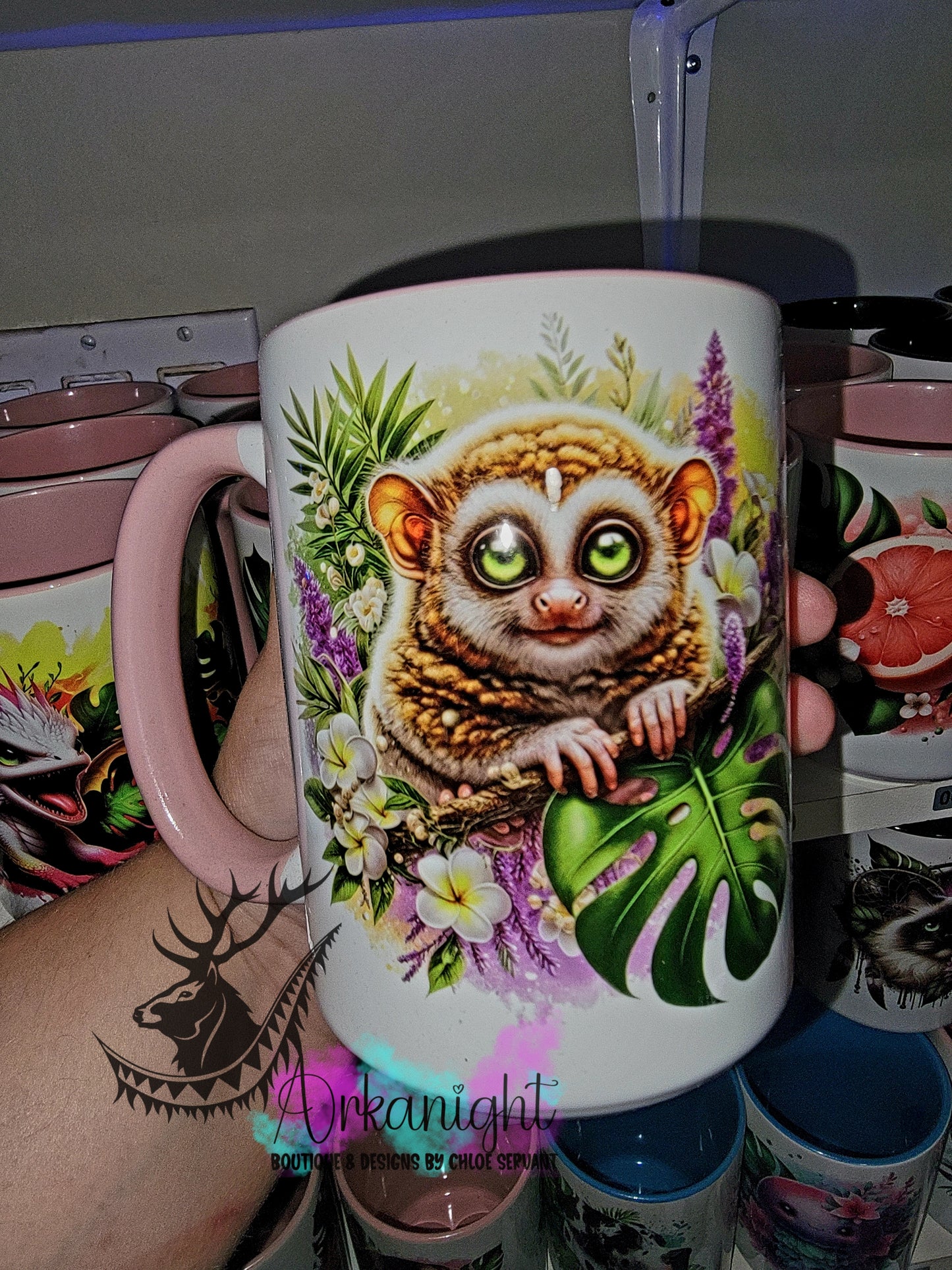 Tasse en céramique sur commande - Monstera & Singe Tarsier