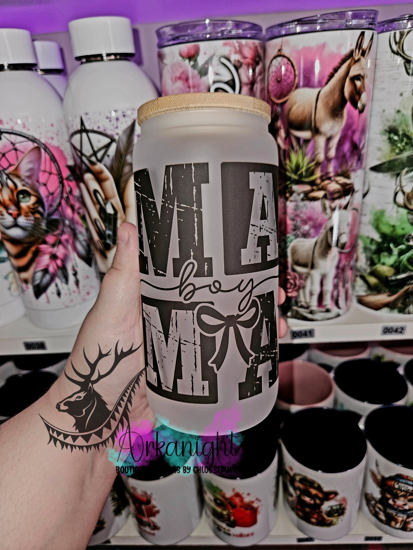 Verre en vitre givré 16oz & Couvercle en Bambou - Boy Mama