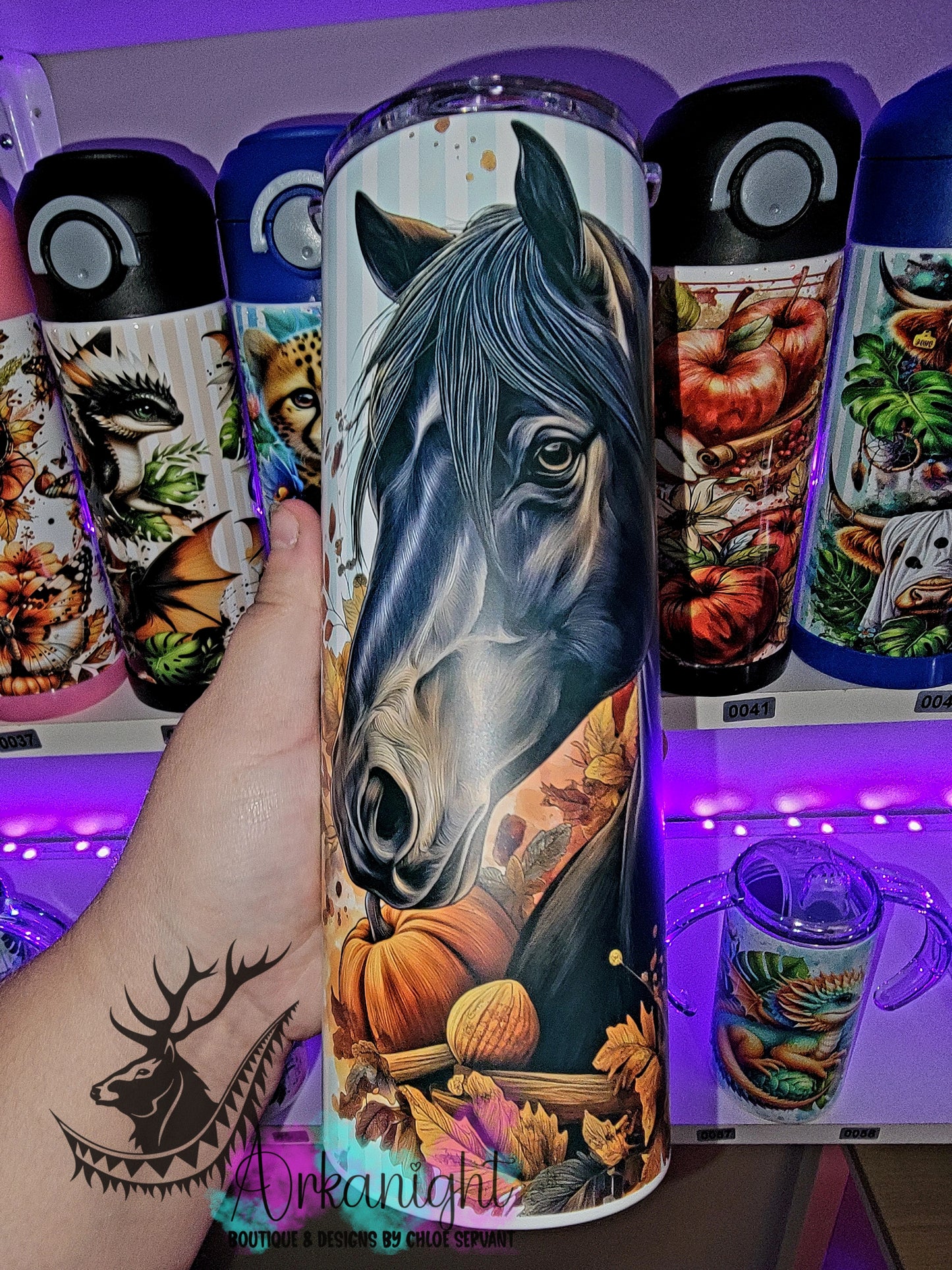 Gourde sur commande - Collection Automne 2025 - Cheval Noir