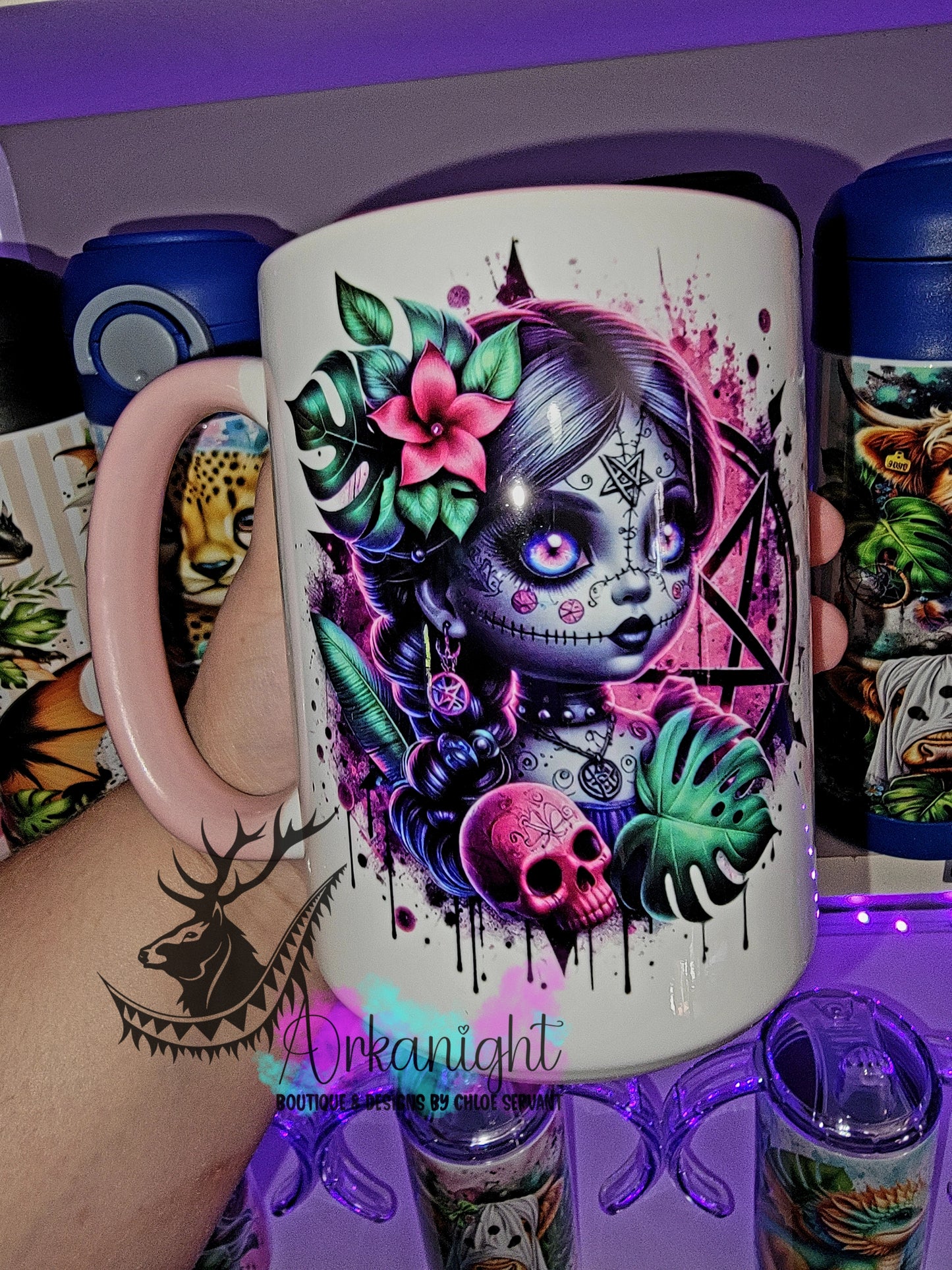 Tasse en céramique sur commande - Voodo Girl