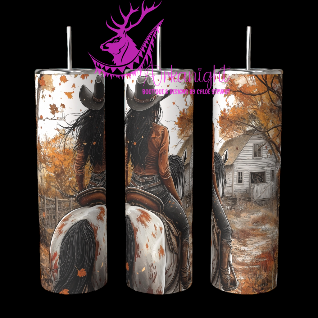 Gourde sur commande - Autumn 2024 - Collection Autumn at the Ranch - Black Hair Cowgirl & Paint Horse - 01