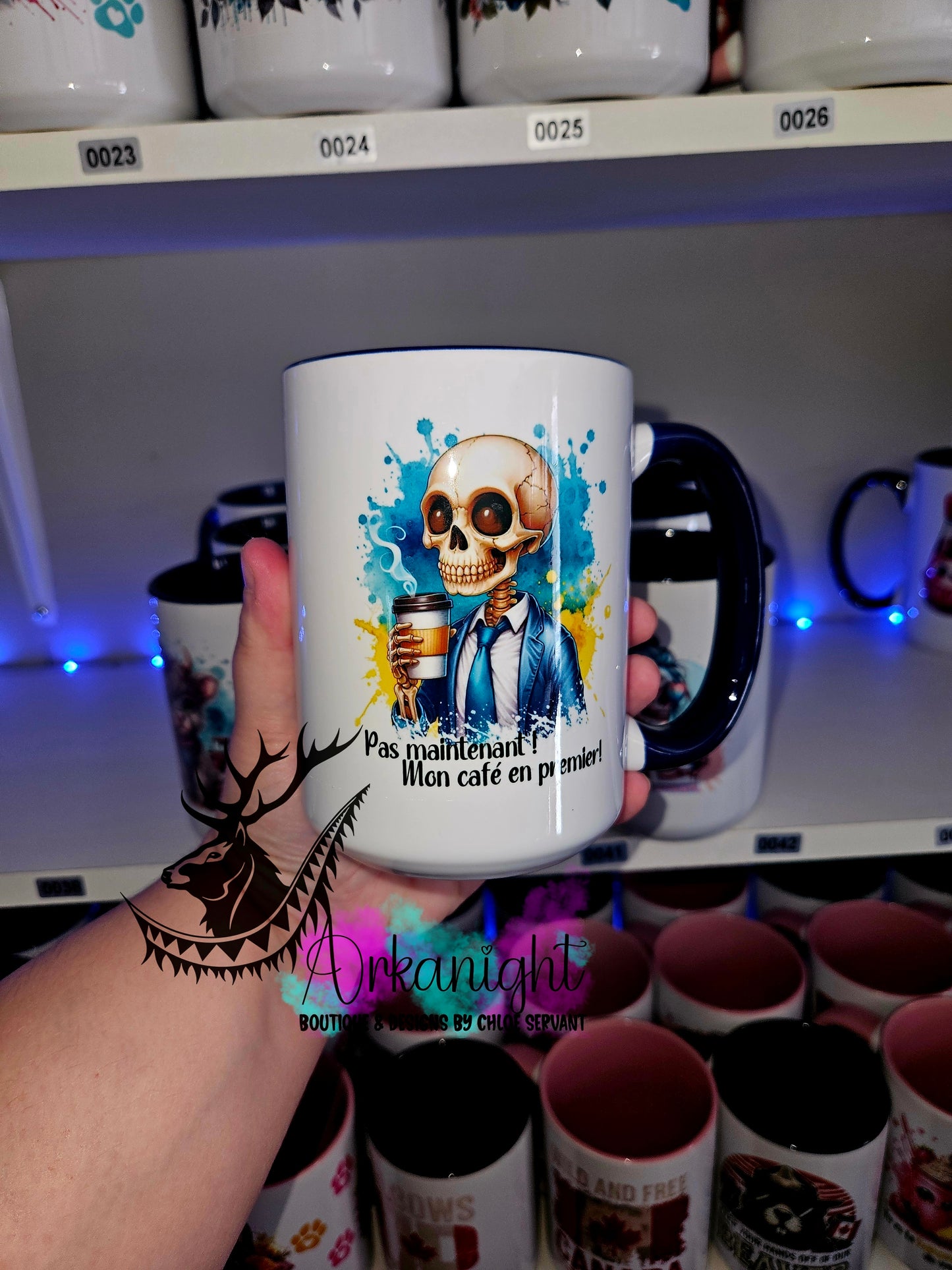 Tasse en céramique sur commande - Pas maintenant ! Mon café en premier - Bleu