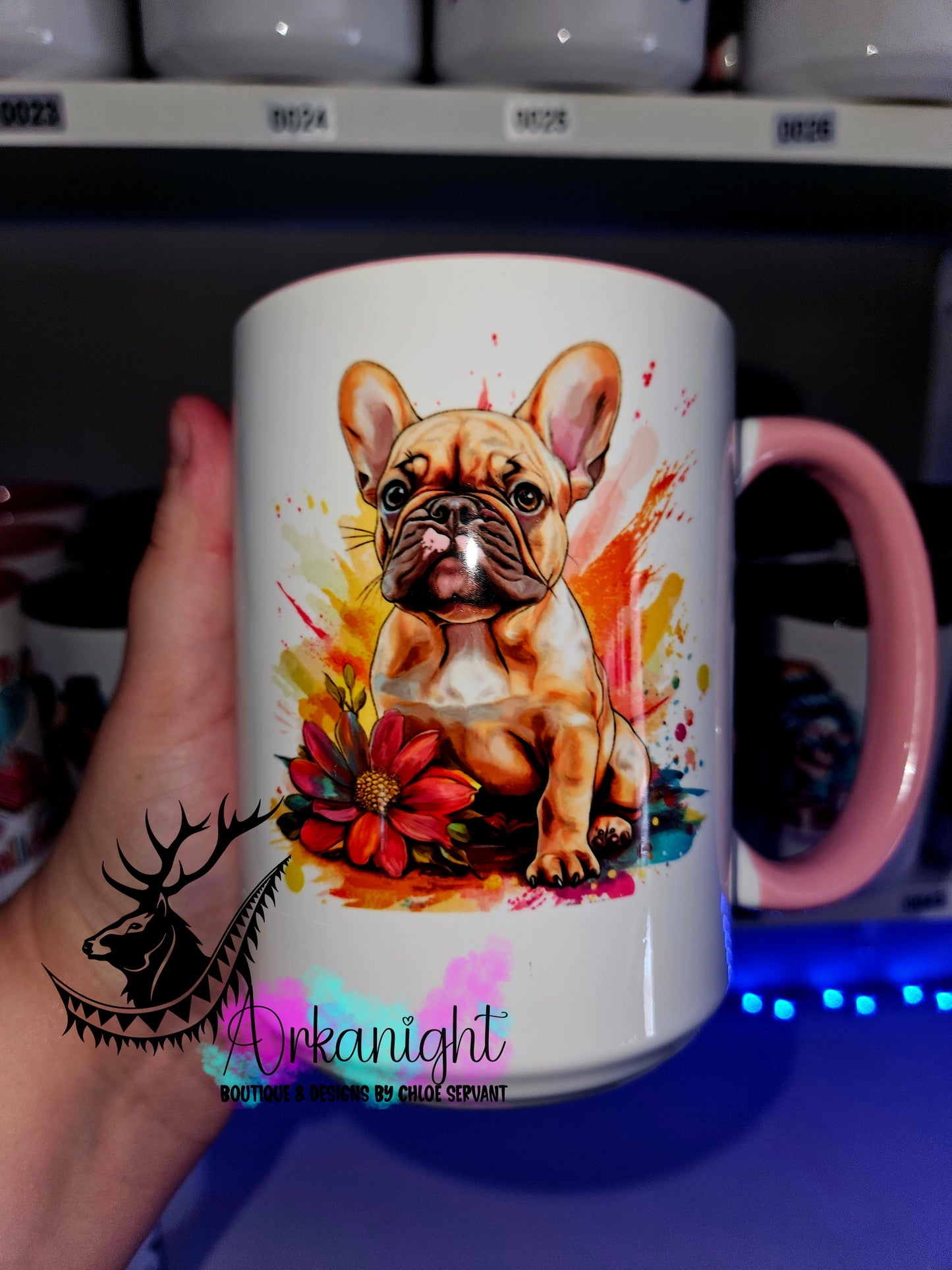 Tasse en céramique sur commande - Tan Flower Frenchie