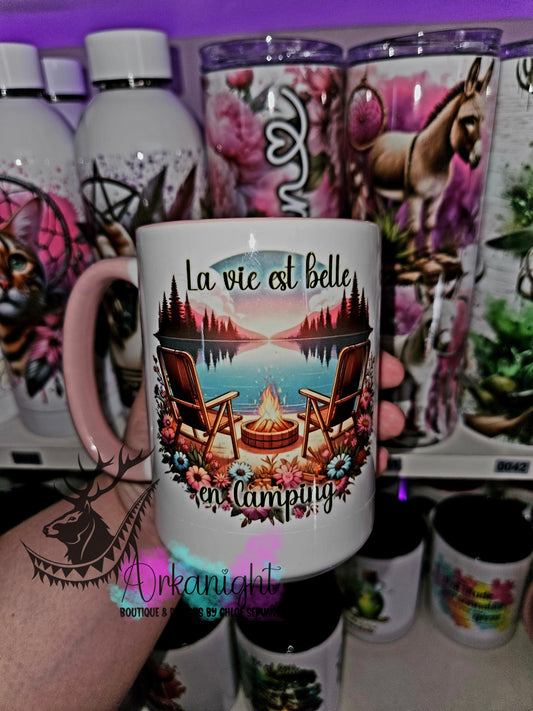 Tasse en céramique sur commande - La vie est belle au Camping - 06