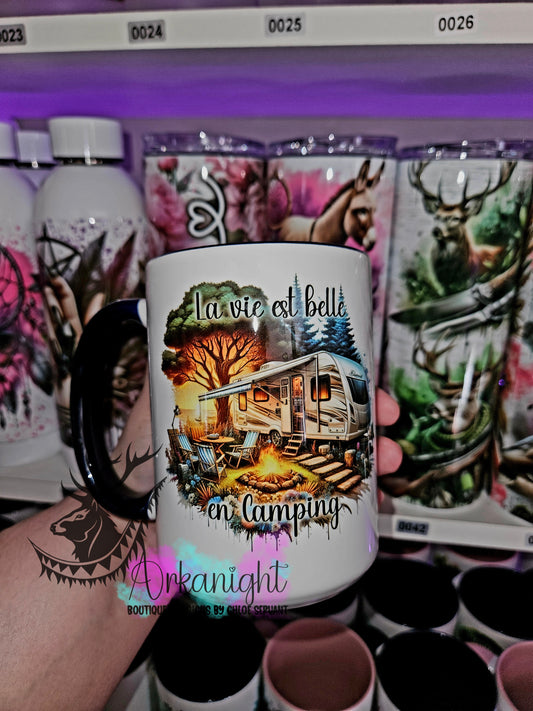 Tasse en céramique sur commande - La vie est belle au Camping - 03