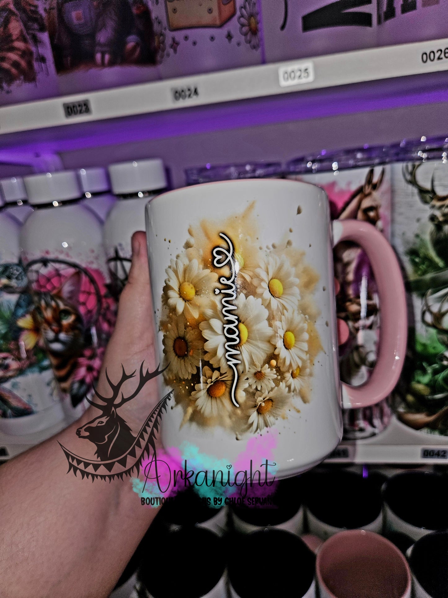 Tasse en céramique sur commande - Mamie - Daisies
