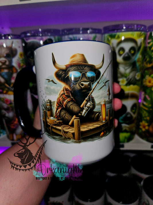 Tasse en céramique sur commande - Highland Cow Pêcheur - 01