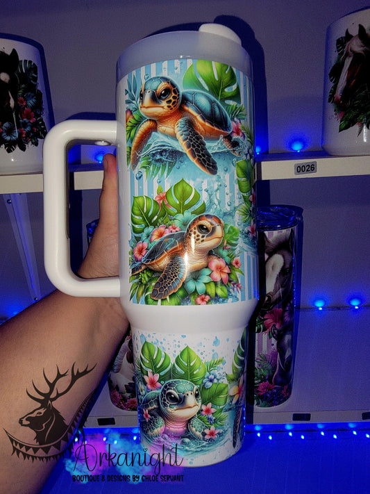 Gourde 40 oz sur commande - Collection Monstera & Animals - Tortue de Mer