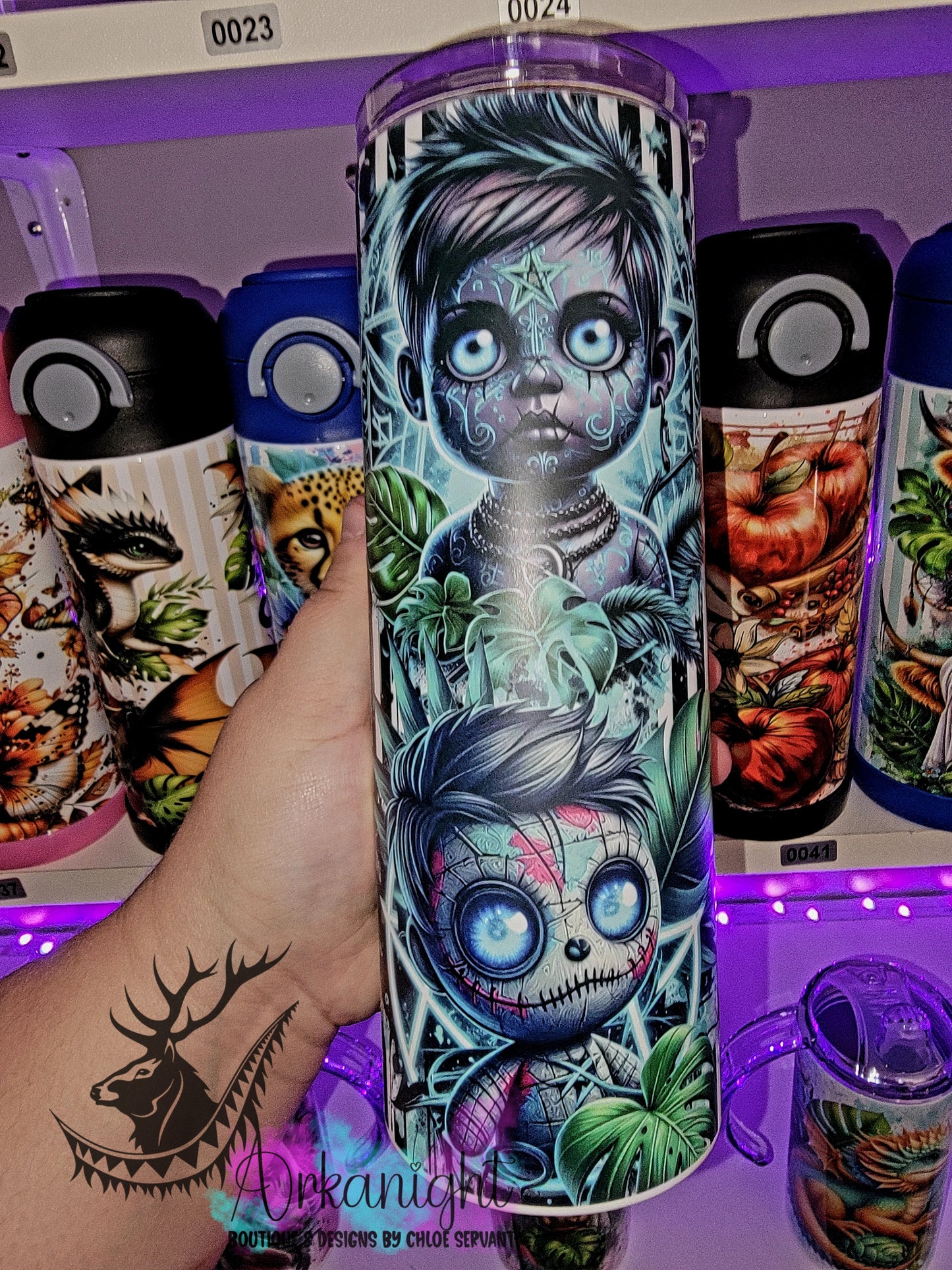 Gourde sur commande - Collection Monstera & Halloween 2025 - Blue Vodoo Doll